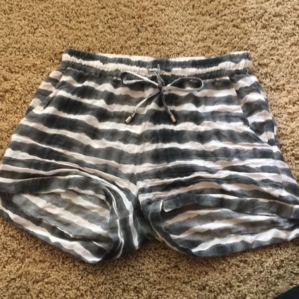 Japna shorts with pockets